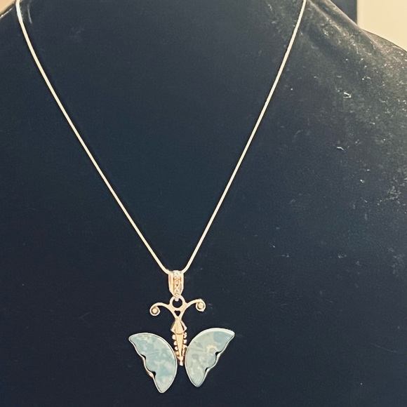 Butterflies pendent 925 sterling silver very Beautiful - Picture 1 of 4